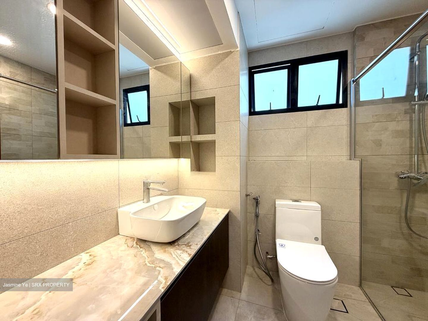 Park East (D15), Condominium #503425211